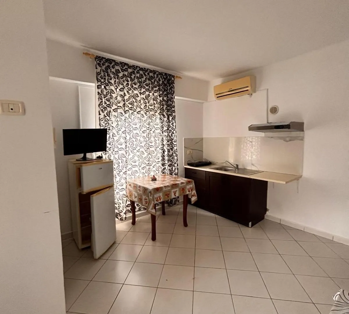 Aparthotel Holiday Hotel Borsh Albania